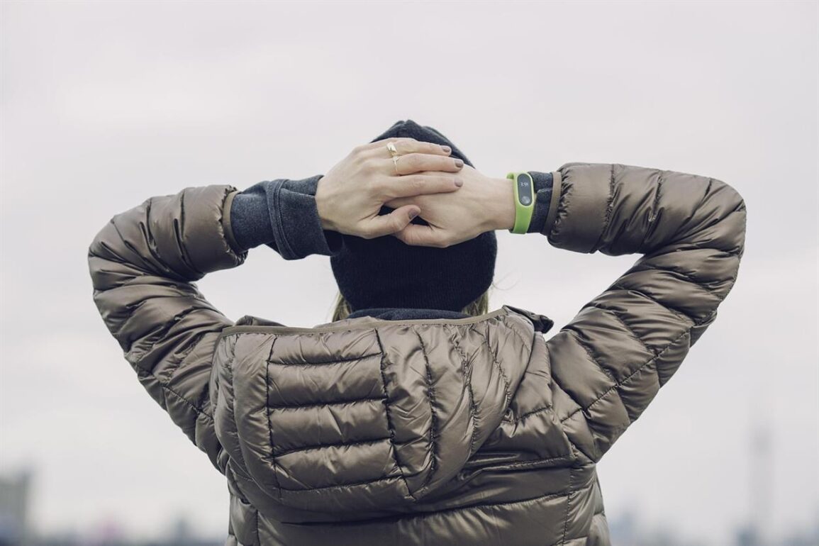 When winter hits—whether it’s coastal winds, mountain chill, or unpredictable weather—Rip Curl jackets are designed to keep you warm without losing the brand’s iconic surf-driven identity. Rooted in performance and adventure, Rip Curl’s outerwear blends technical protection, comfort, and laid-back style, making it suitable for everything from city wear to outdoor exploration.